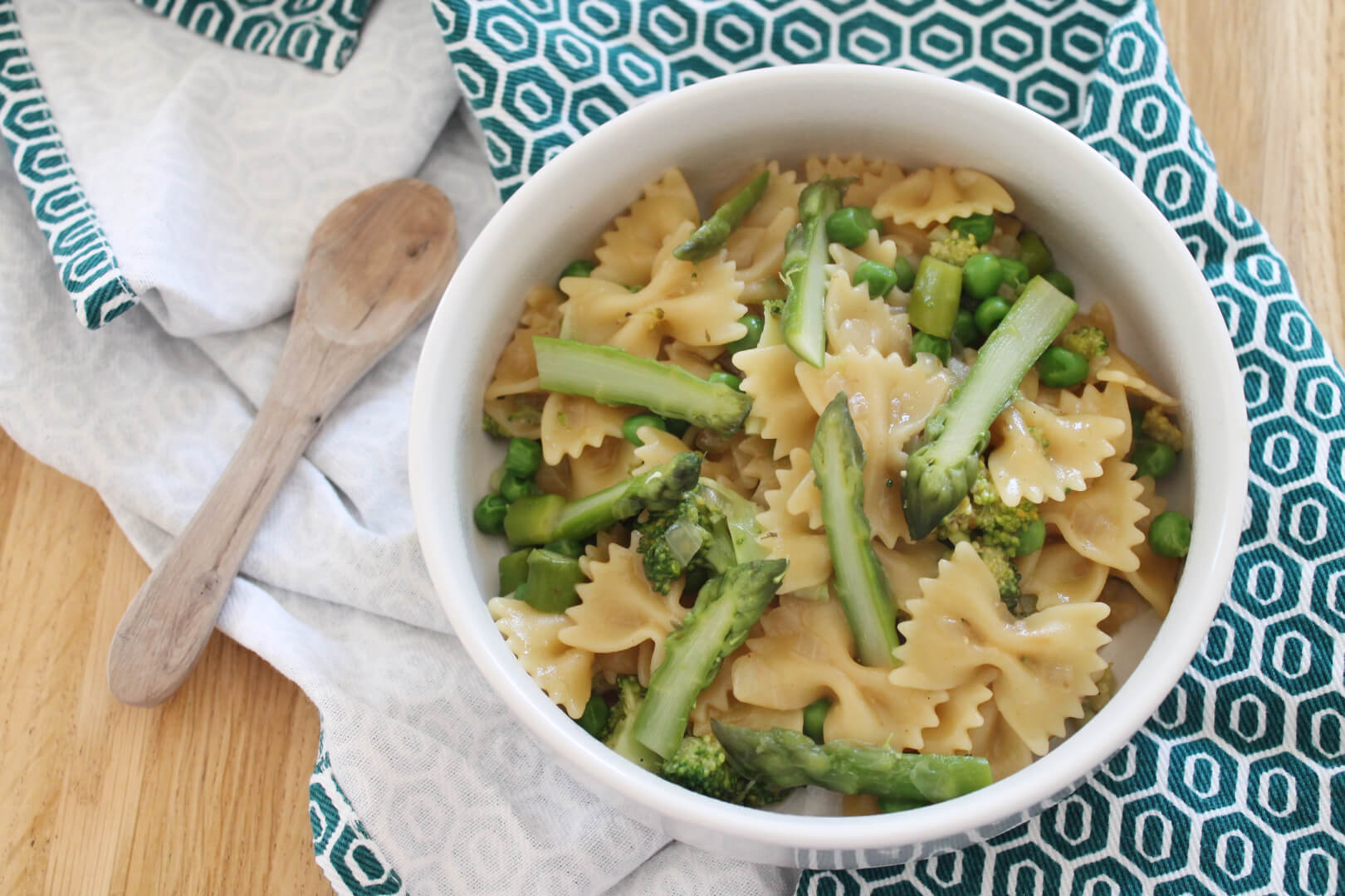 One pot pasta du printemps aux légumes verts - Creatyve